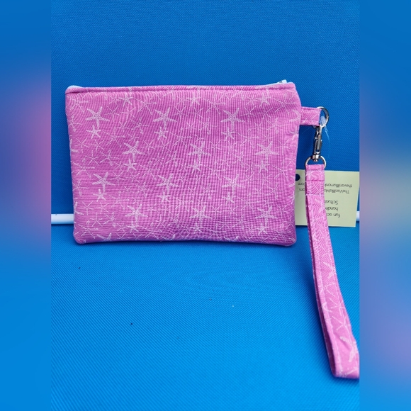 Vanilla Monkey Wristlet - Picture 3 of 3